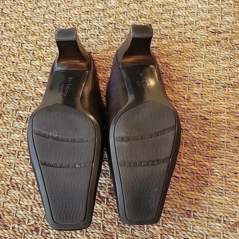 LIZ CLAIBORNE FLEX Dark Brown Slip On Leather Upper Heels. Size Is 6.5 M - Picture 6 of 8
